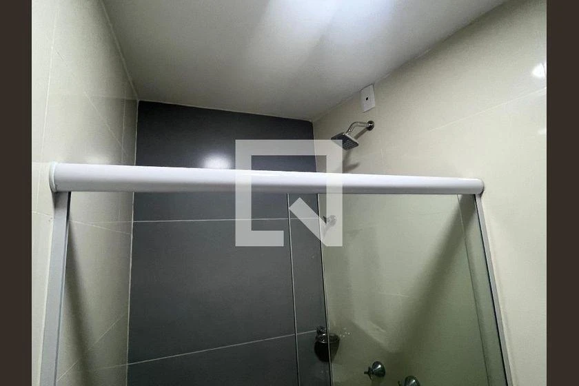 Apartamento amueblado de 2 dormitorios con cocina abierta — photo 13
