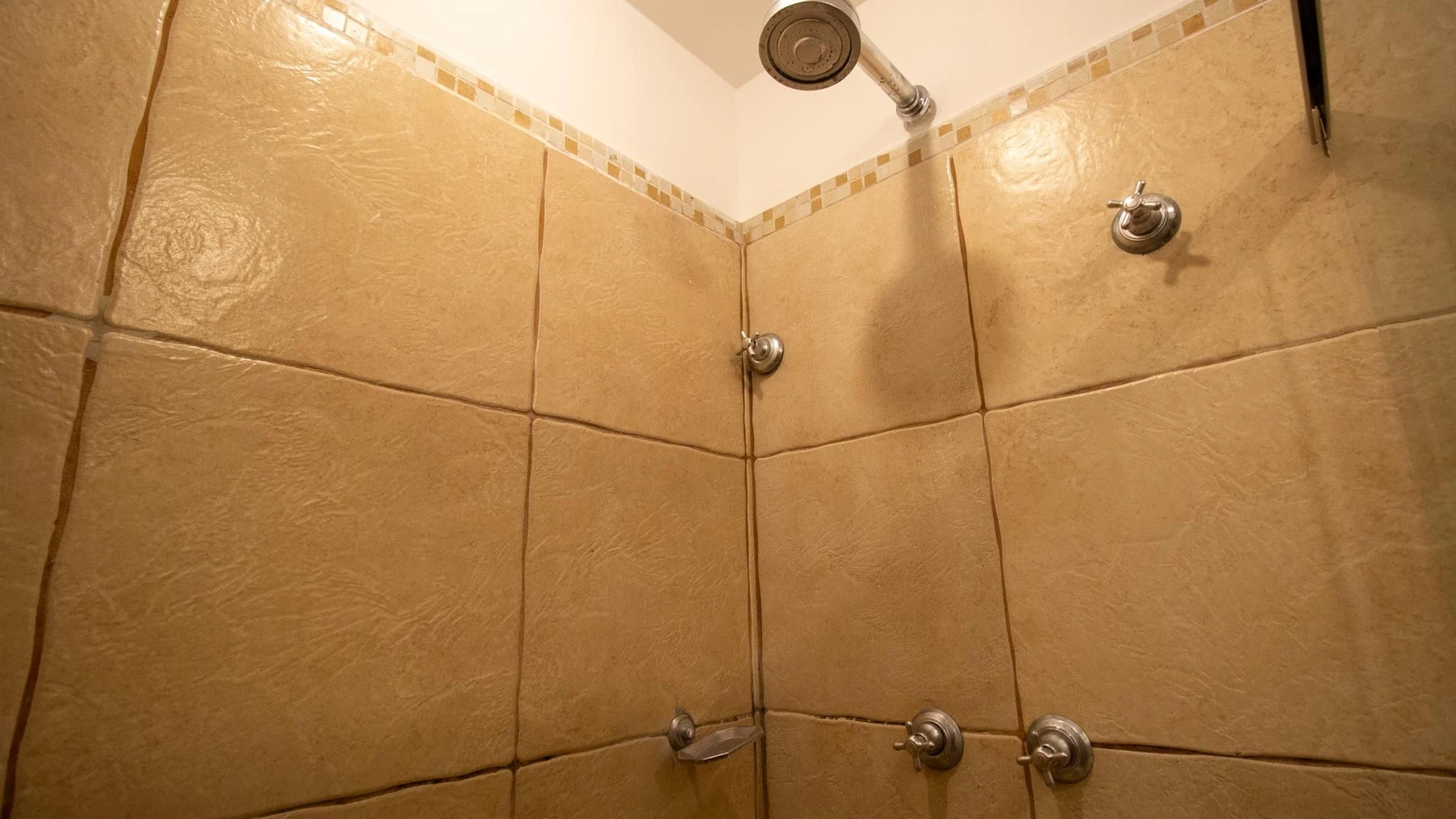 Casa com 4 quartos e 4 banheiros, com 3 vagas — photo 22