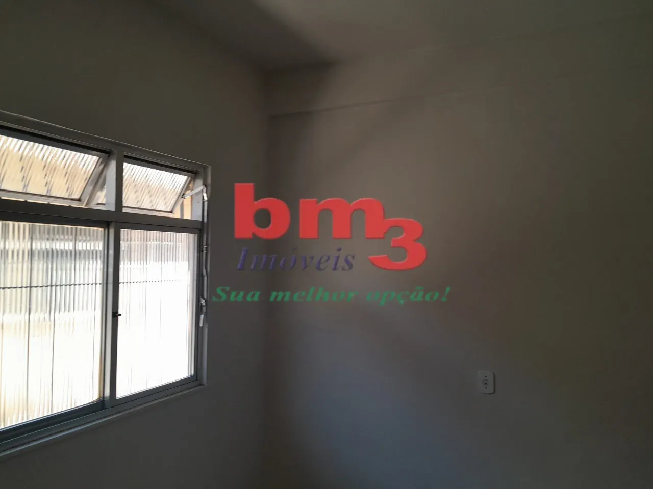 Unfurnished studio with 1 bedroom and 1 bathroom