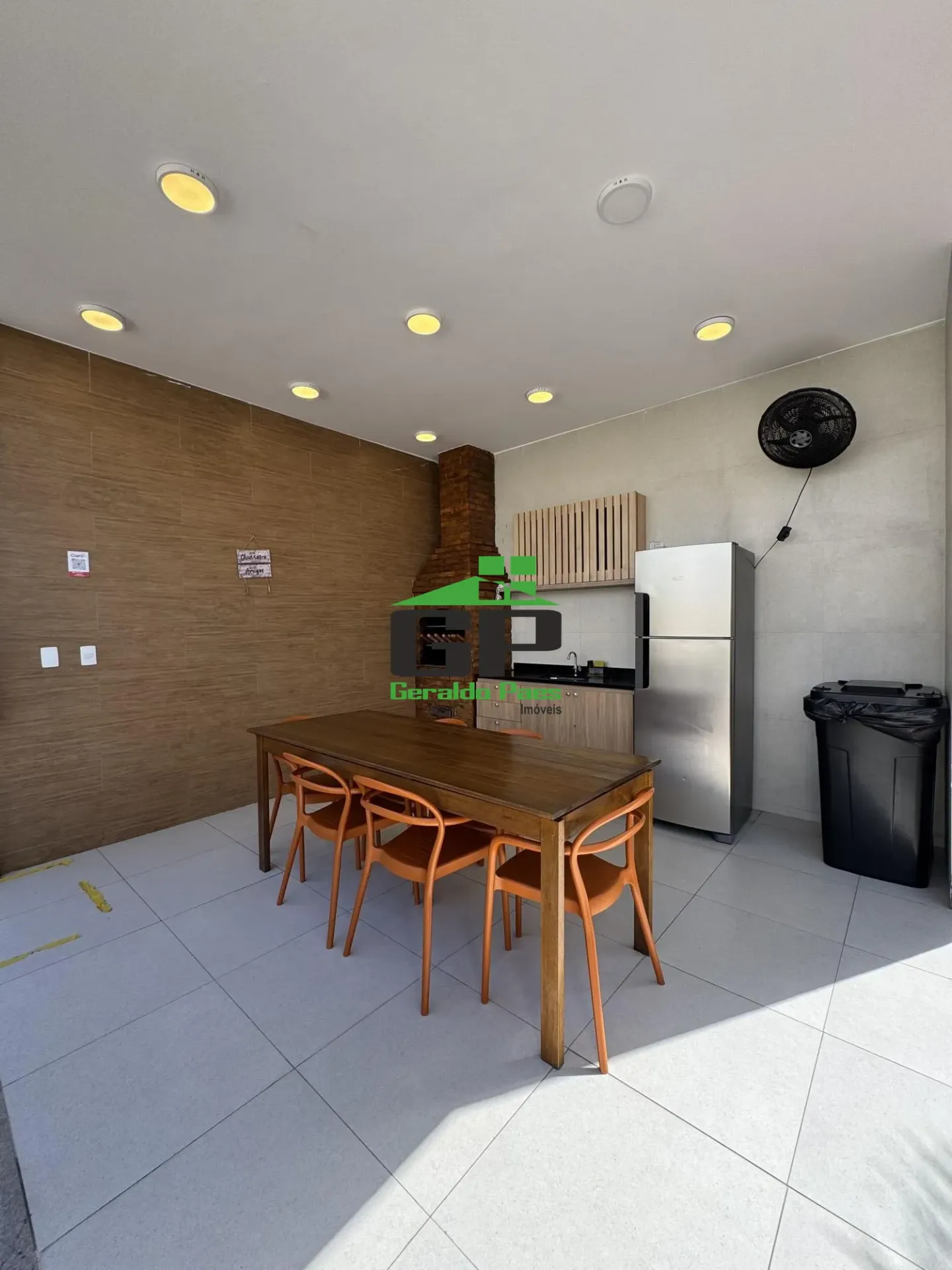 Apartamento para locação com 2 quartos, 1 vaga e varanda — photo 32