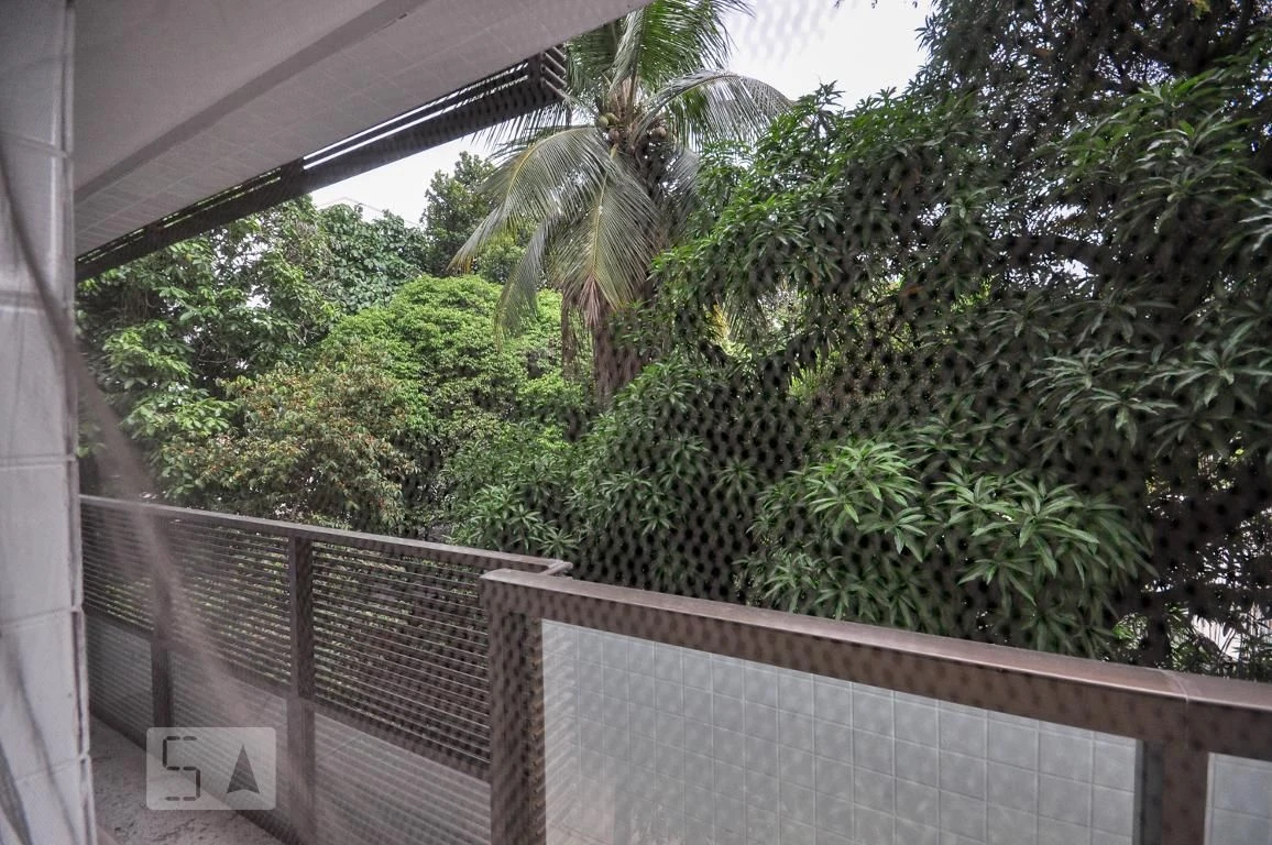 Floor-to-ceiling windows in a 2-bedroom apartment, 60 m² — photo 40