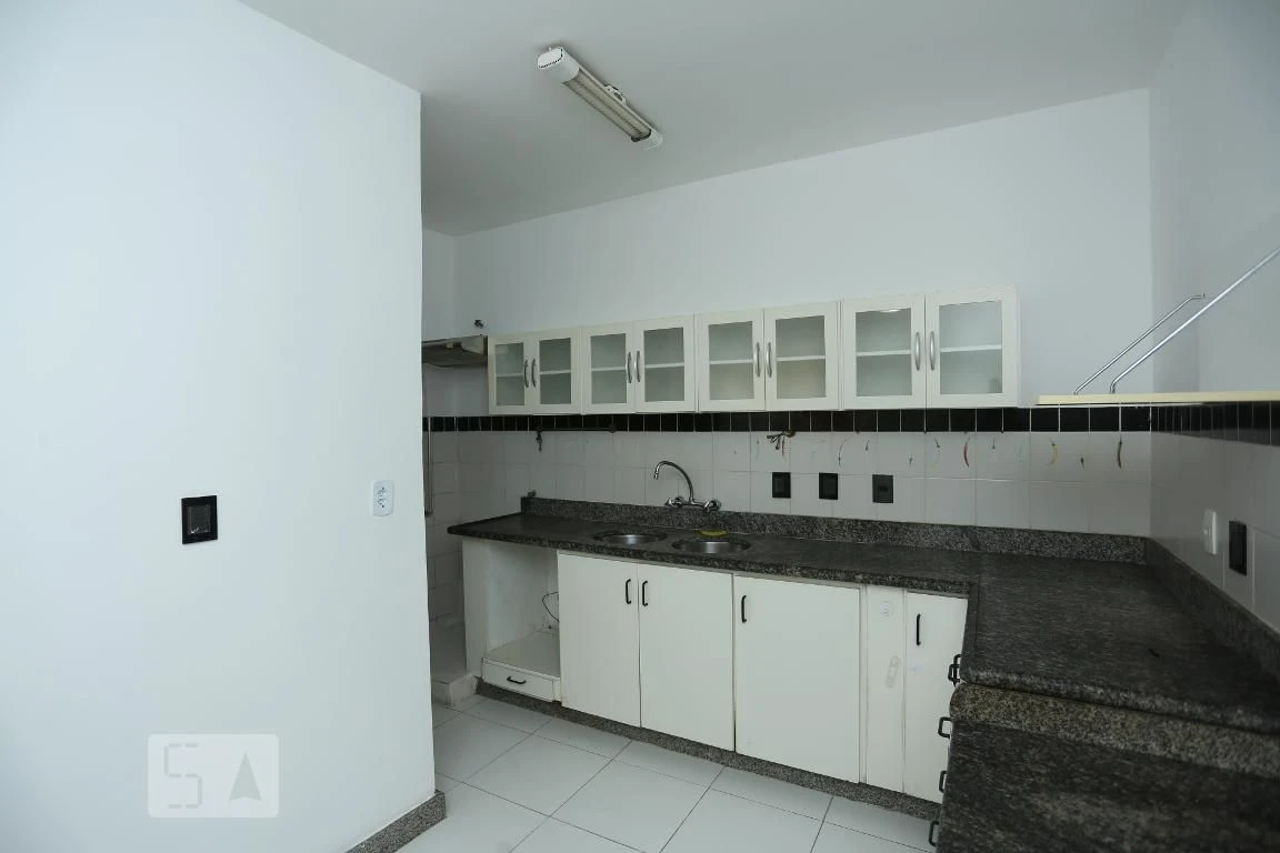Нежитловий апартамент з 3 спальнями та окремою кухнею — photo 6