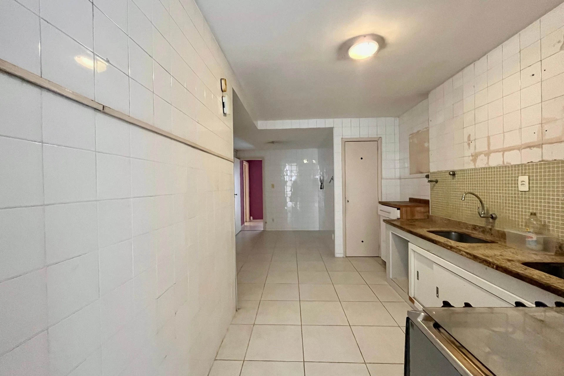 Apartment, 159 m², with a home office — photo 48
