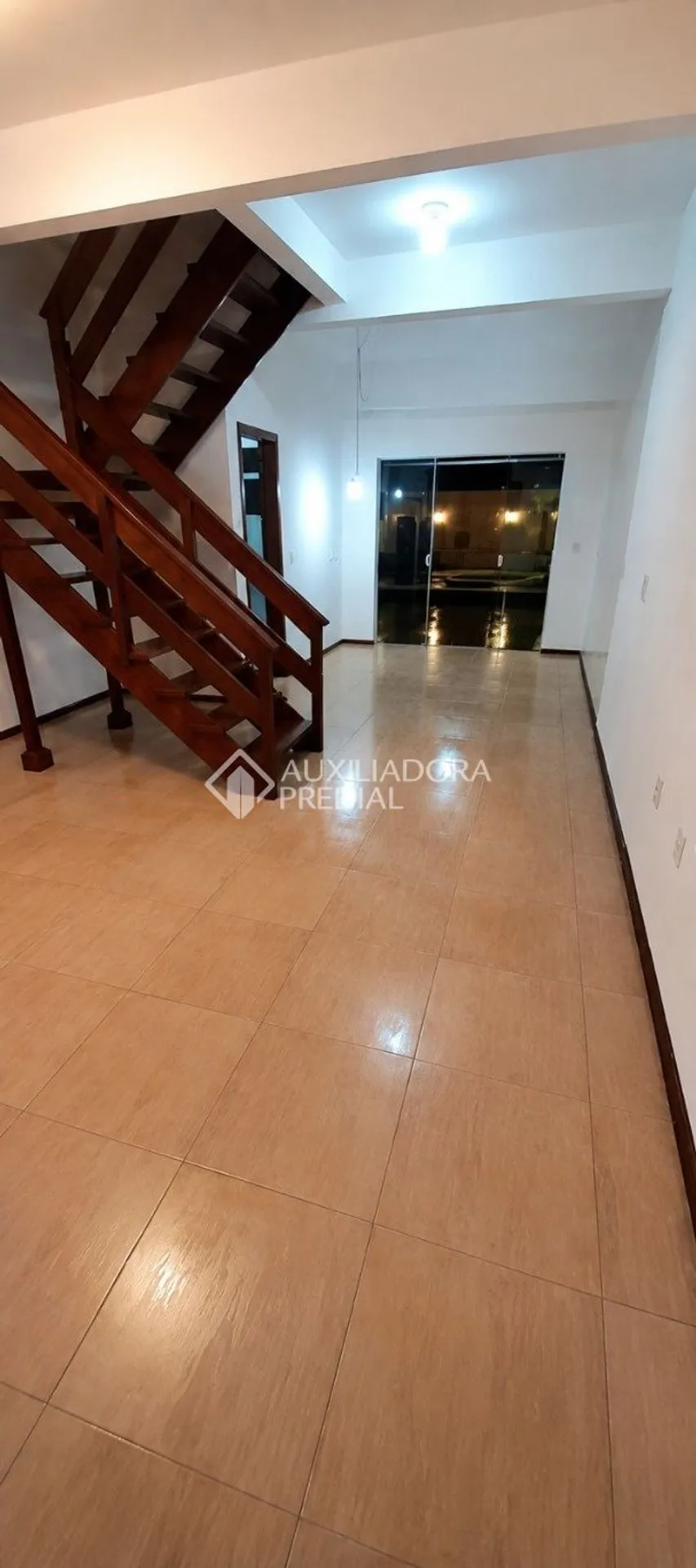 Casa sin amueblar con 2 dormitorios en suite — photo 17
