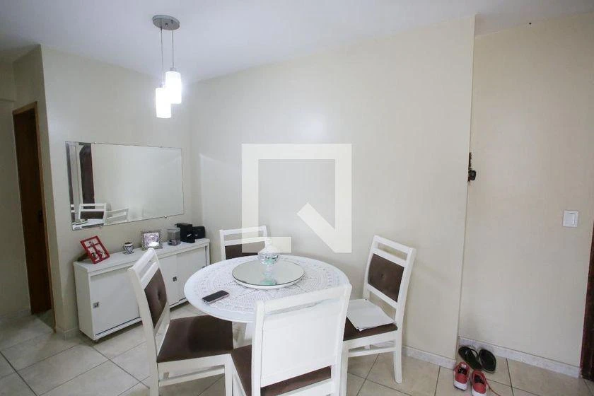 Apartamento amueblado de 2 dormitorios con cocina abierta — photo 16
