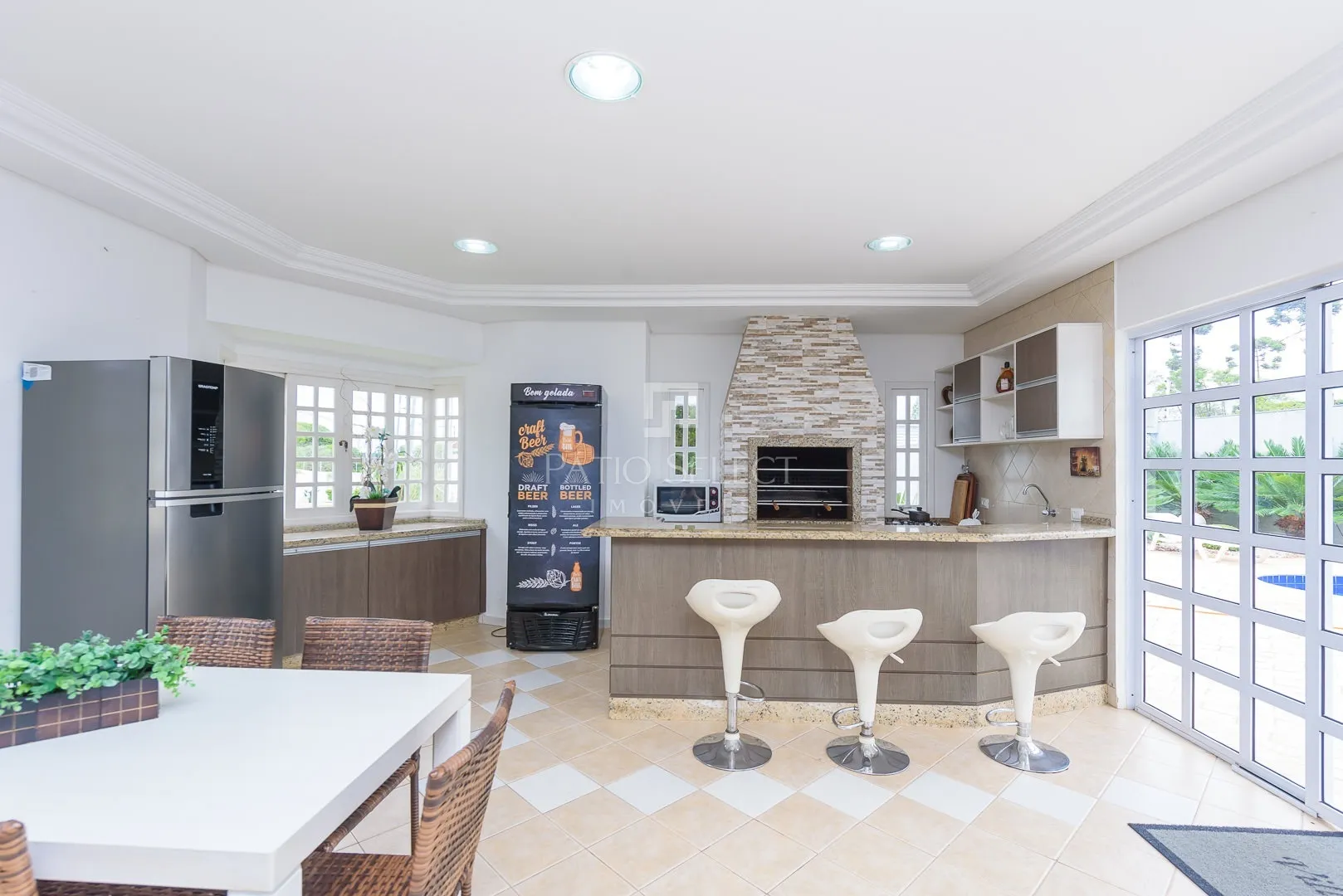 Furnished house, 305 m², with a bathtub — photo 29