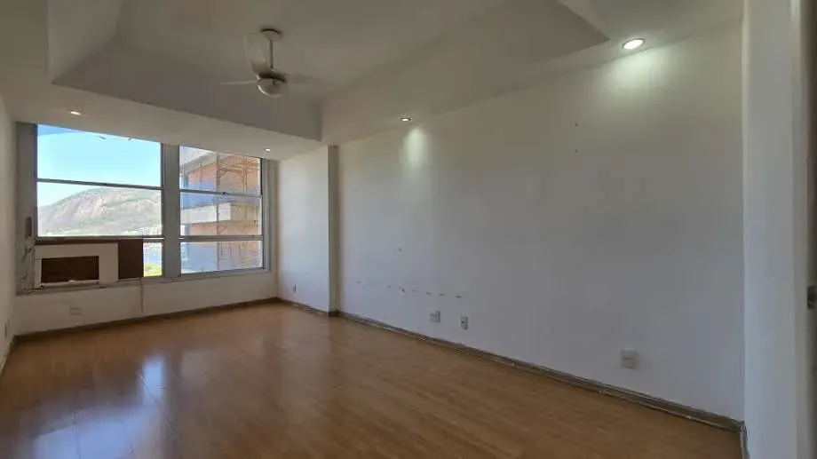 190 m² apartment with 4 bedrooms and 4 bathrooms — photo 22