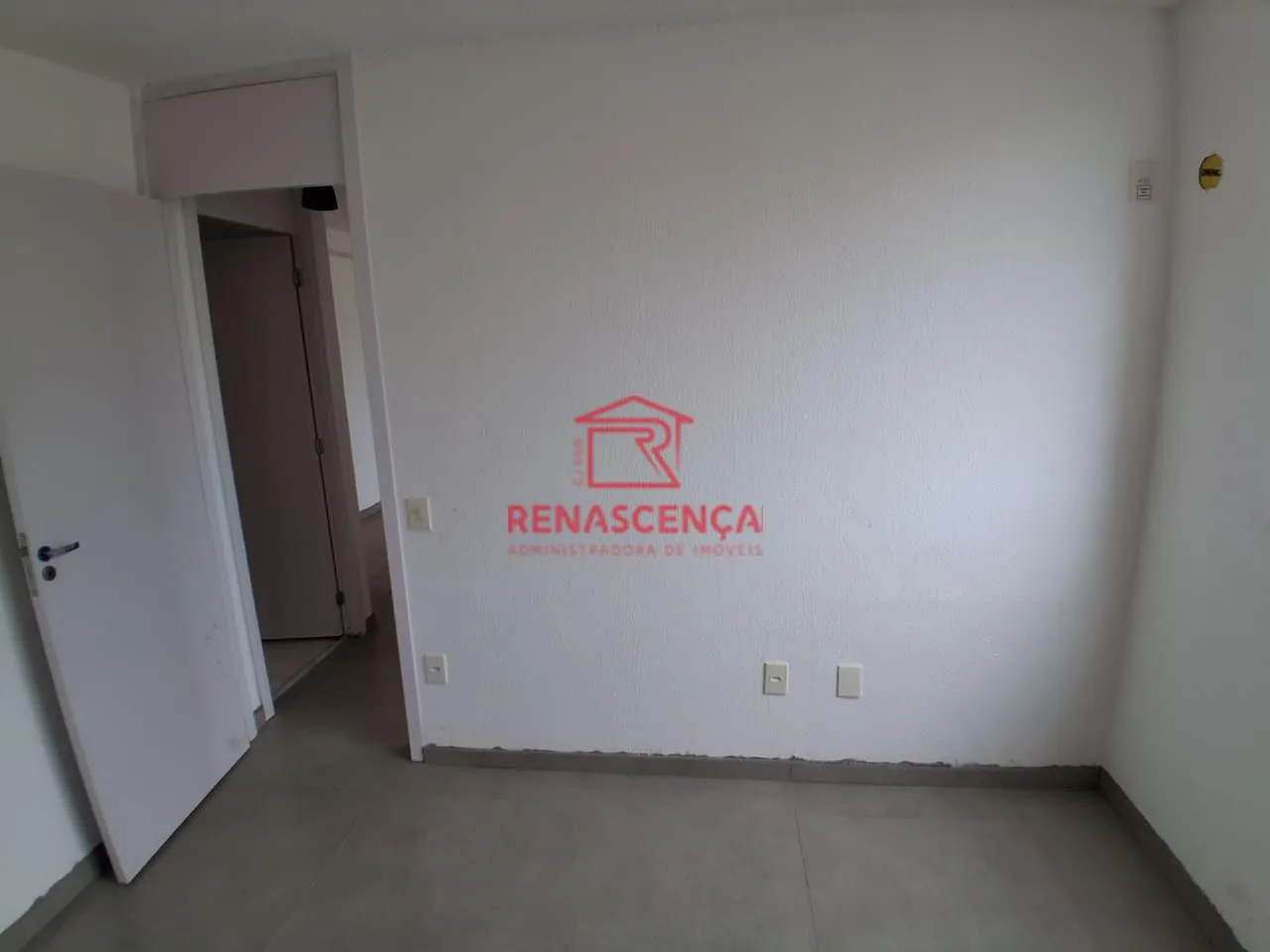 2-bedroom apartment in a building with a pool — photo 22