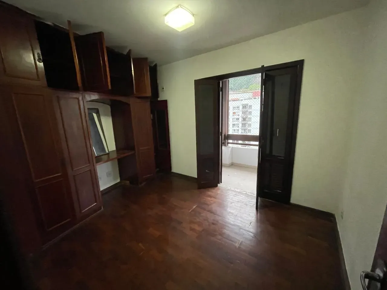 Casa triplex com 4 quartos, 2 banheiros e vaga — photo 24