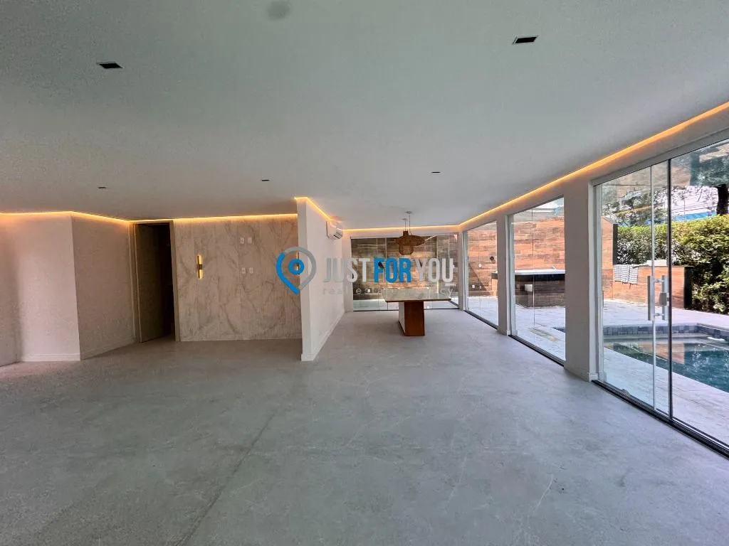 4-bedroom house with a jacuzzi in Rio de Janeiro — photo 7