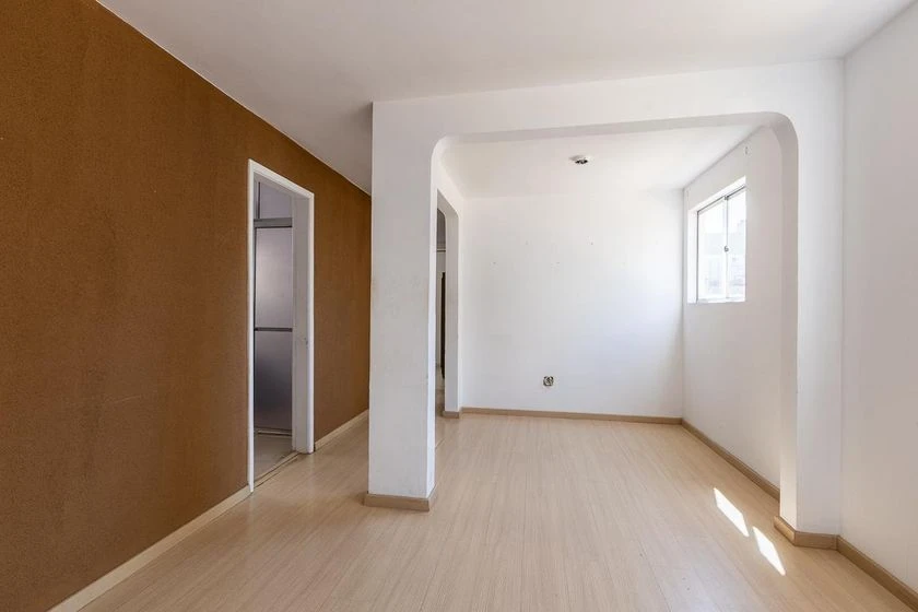 Unfurnished 2-bedroom apartment with 1 bathroom — photo 5