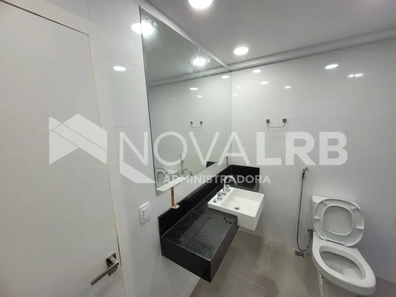 3-bedroom apartment with 90 m² and closed kitchen — photo 5