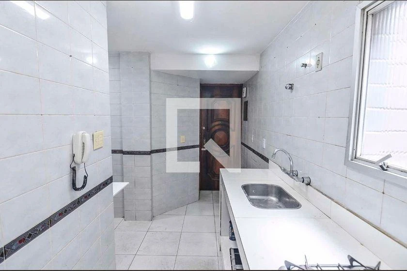 2-bedroom apartment with a mountain view in Rio de Janeiro — photo 26