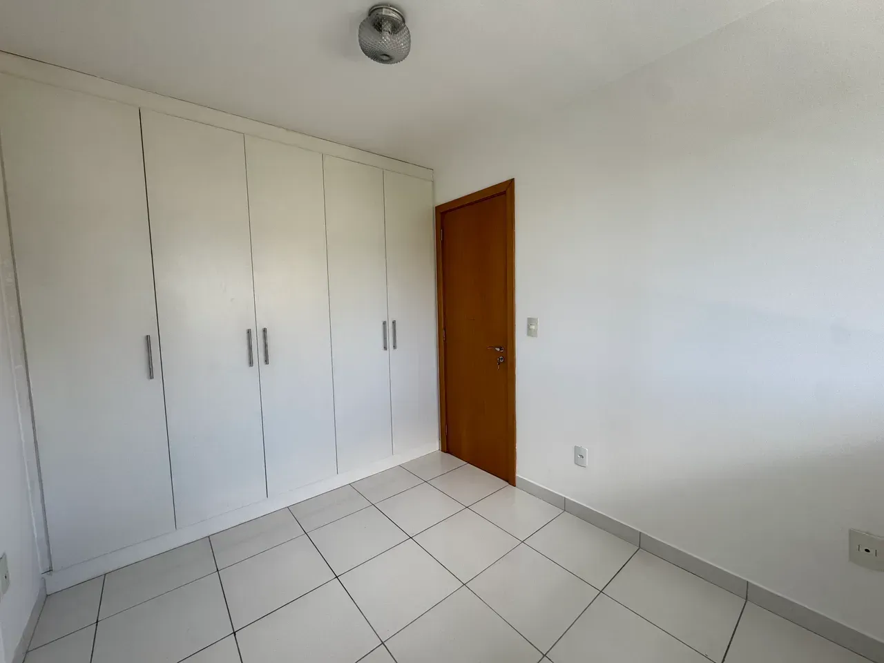 1-bedroom rental apartment with a washing machine — photo 13