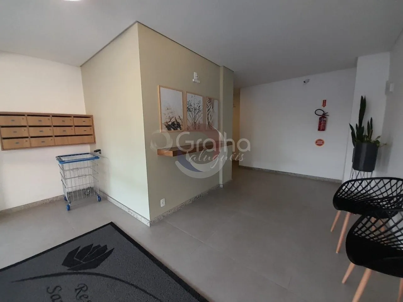 3-bedroom apartment with a home office — photo 4