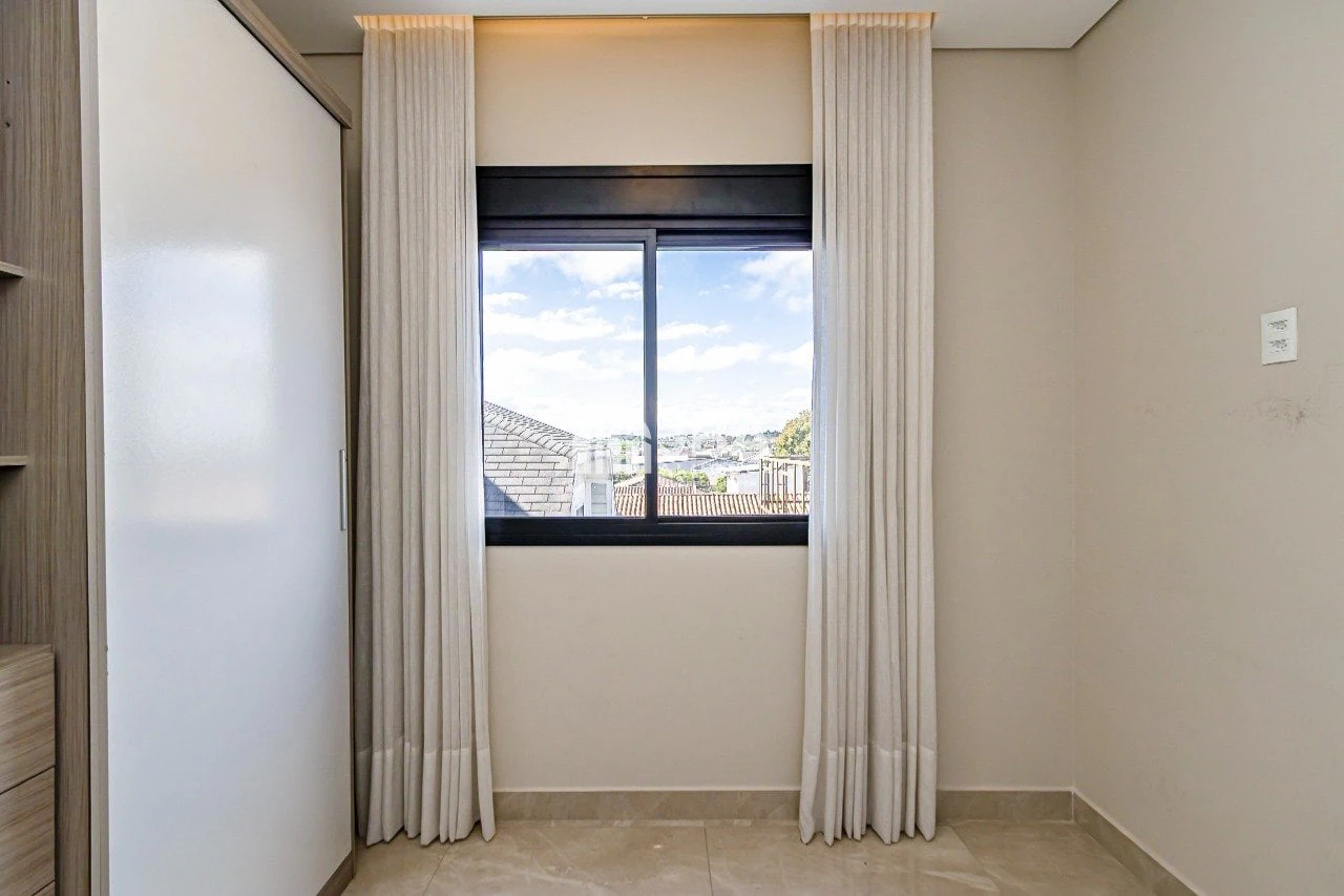 Casa de 125 m² con balcón gourmet y bañera — photo 25