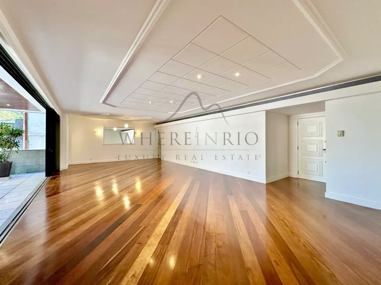 Apartment with air conditioning and 4 bedrooms — photo 7