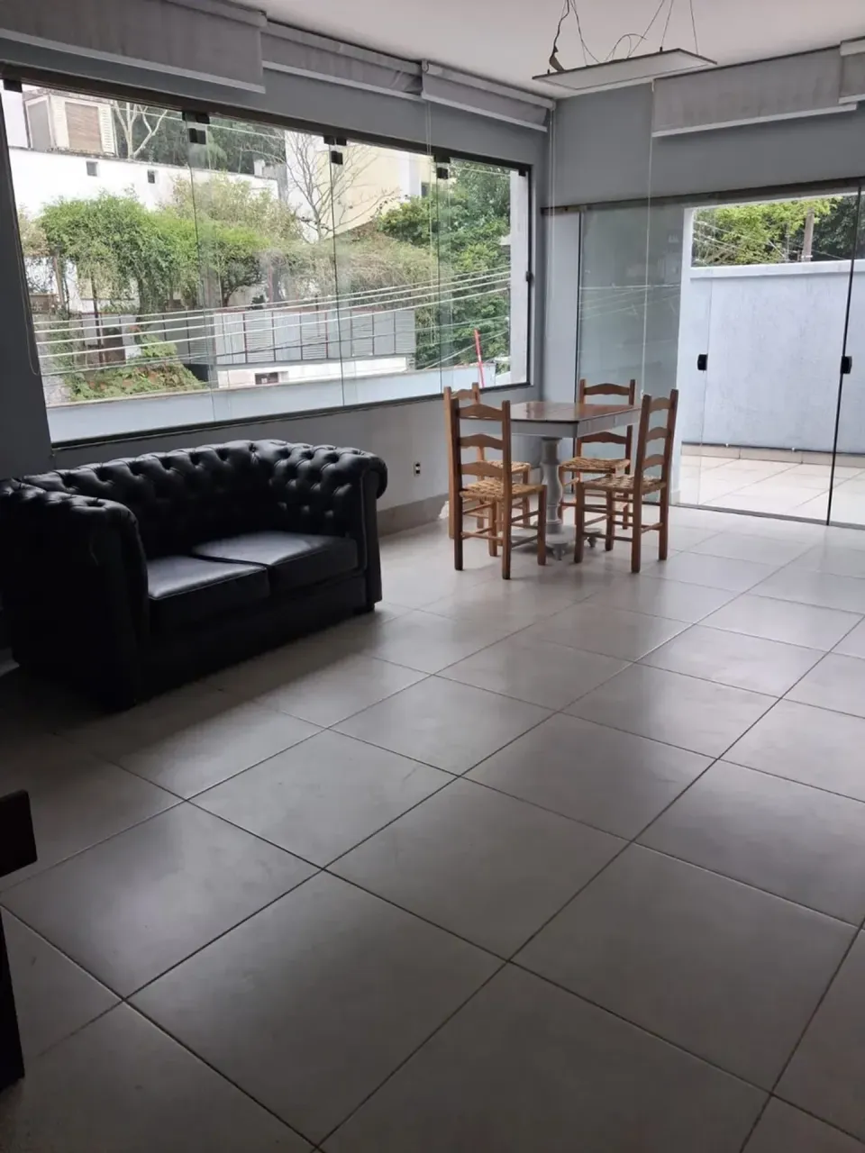 1-bedroom 1-bath apartment with mountain views — photo 4