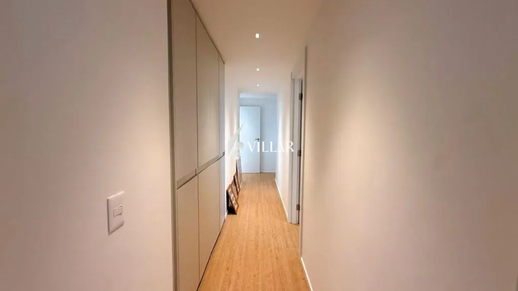 3-bedroom apartment with a water view in Rio de Janeiro — photo 31