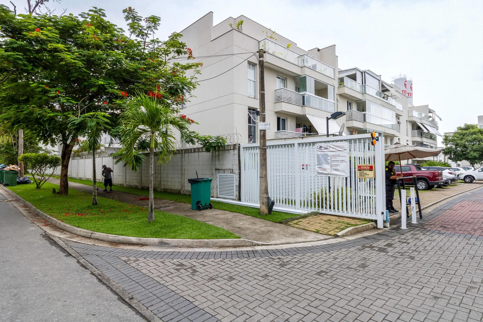 Renting apartment with 4 bedrooms and 3 bathrooms — photo 76