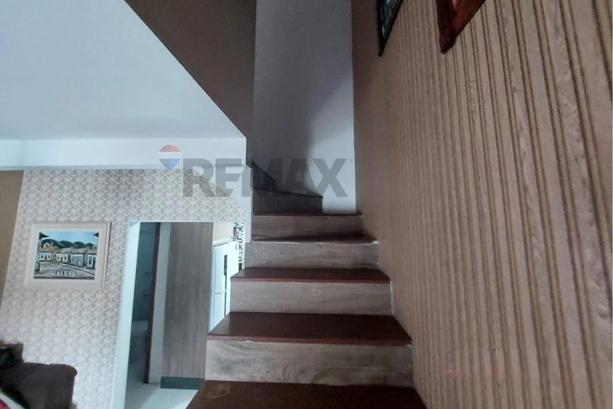 Furnished home with 2 bedrooms and a gas stove — photo 17