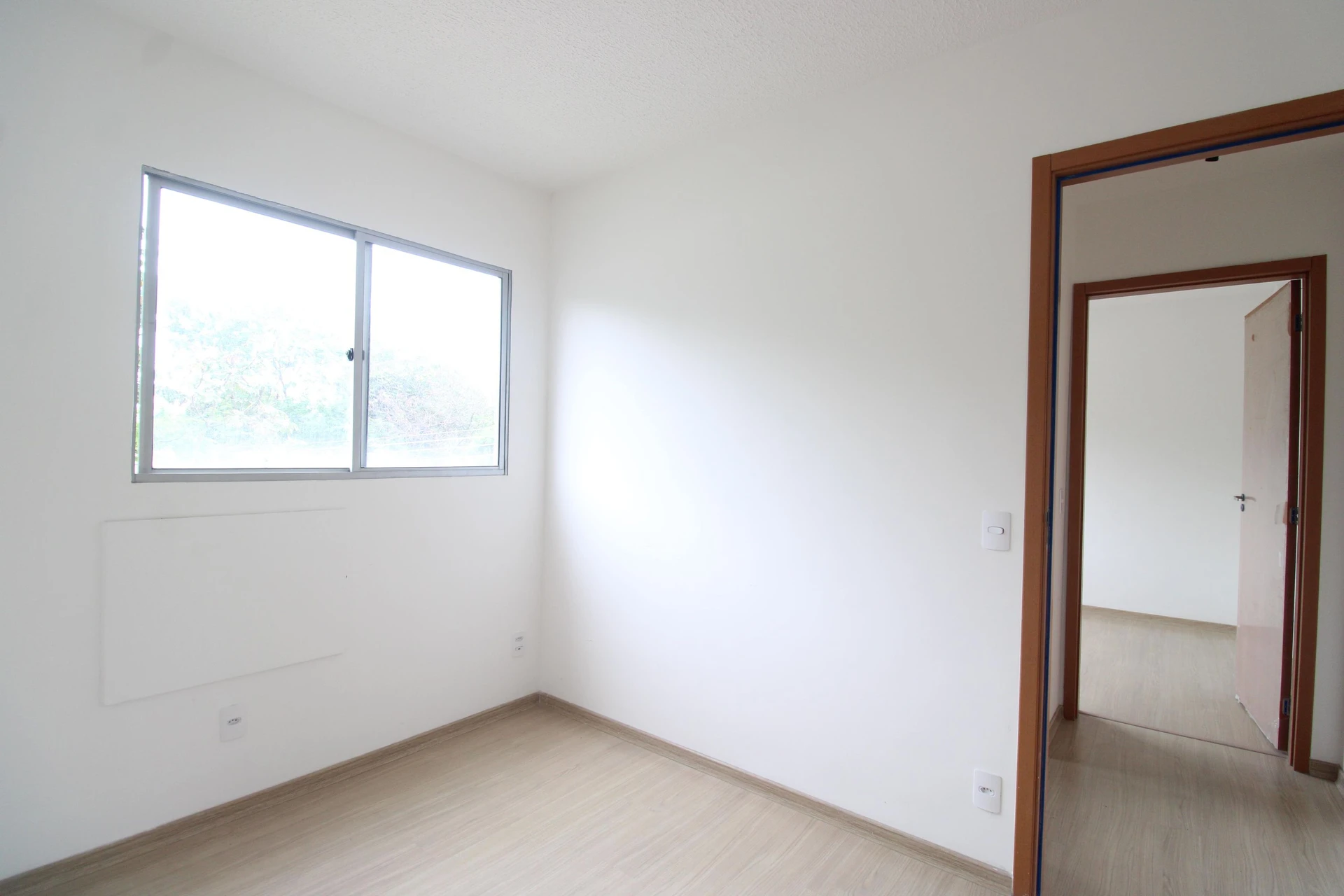 Apartamento de 2 quartos em condomínio com piscina — photo 25
