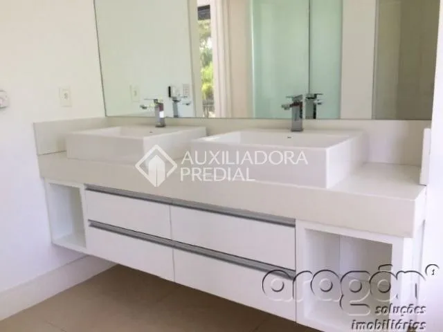 Casa con 6 suites y cocina abierta — photo 6