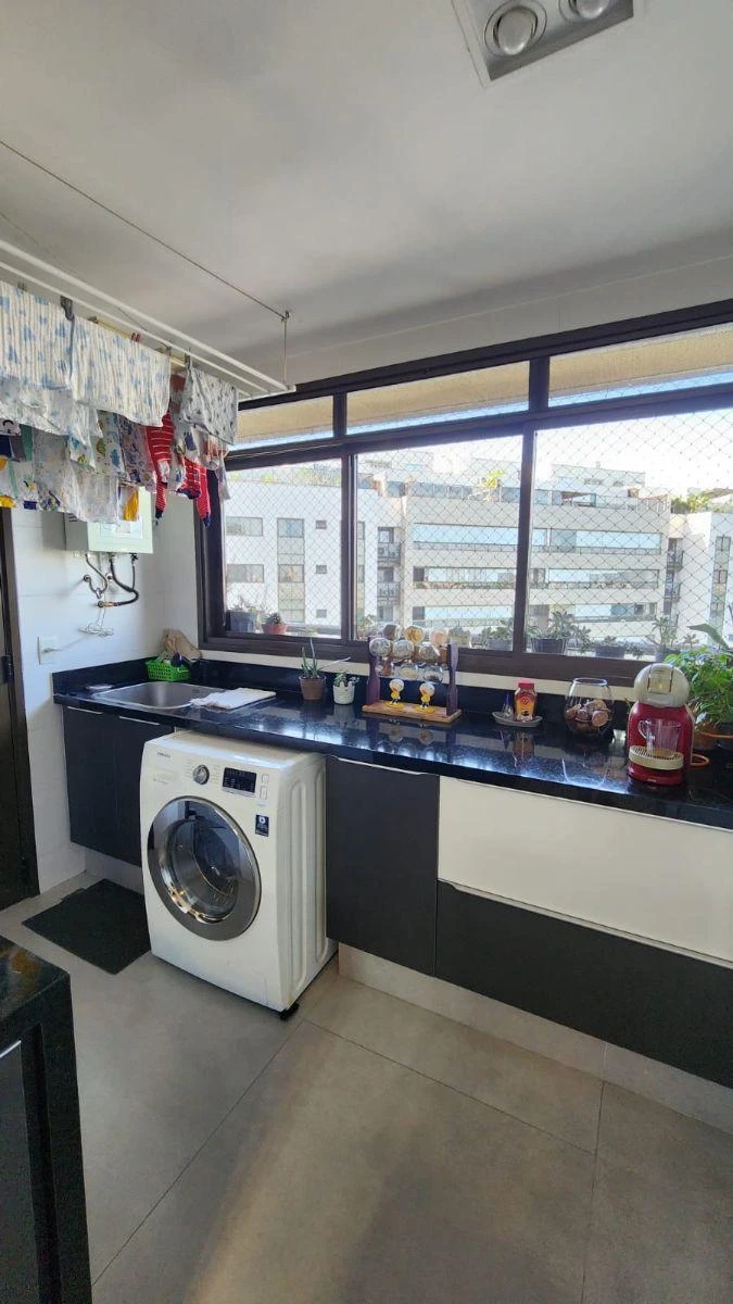 160 m² furnished apartment with 5 bedrooms and 3 parking — photo 20