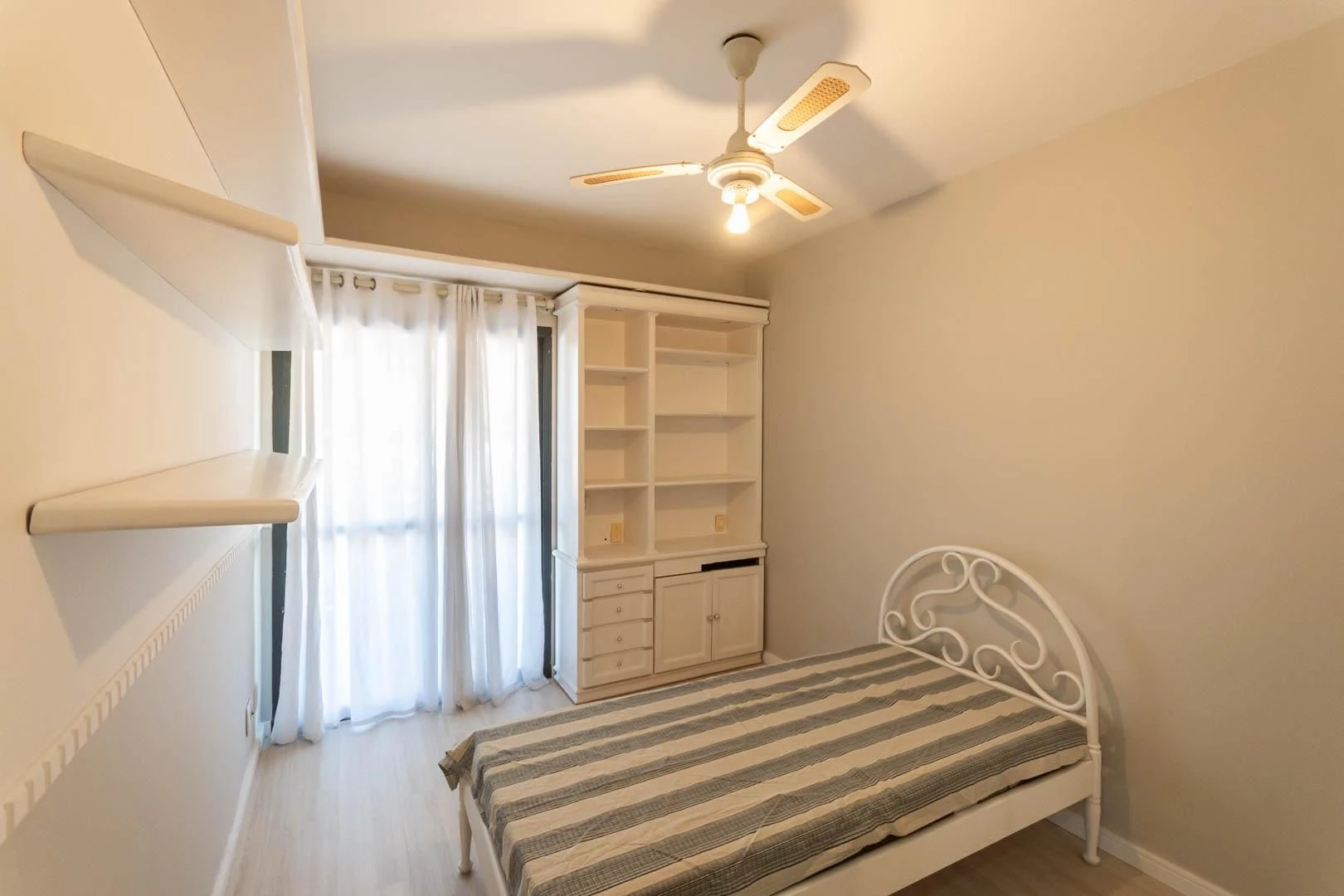Apartamento mobiliado com 4 quartos e 2 vagas — photo 31