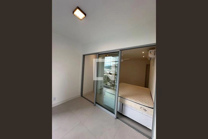 Apartamento de 2 quartos com máquina de lavar — photo 13