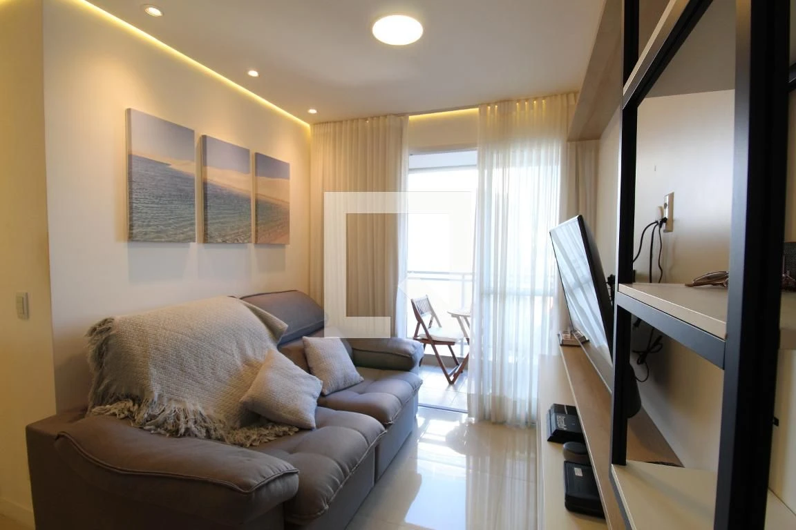 Собственный бассейн и 2 спальни: квартира 64 м² — photo 31