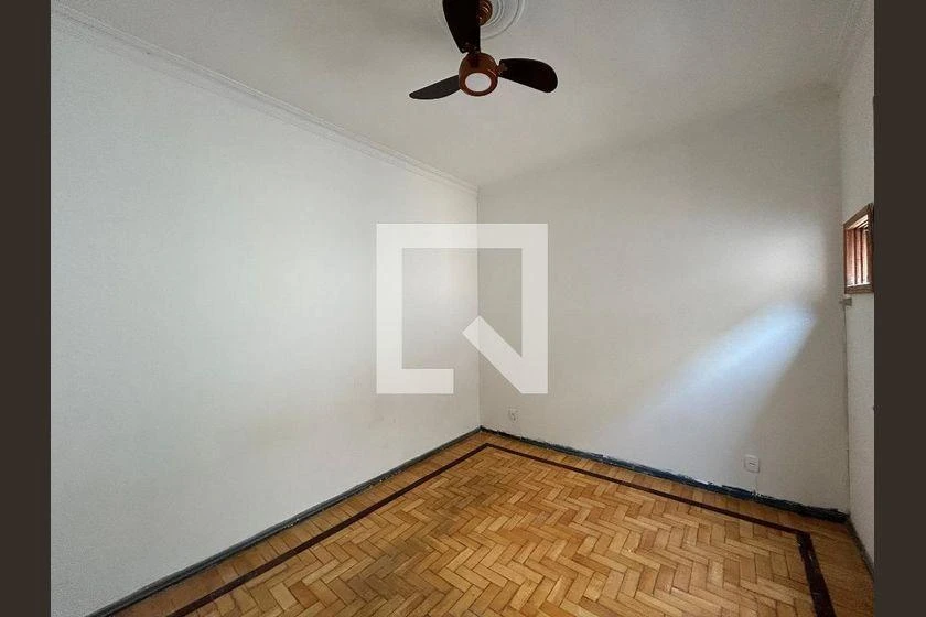 Деревянный пол или ламинат и 2 спальни: дом 80 м² — photo 17