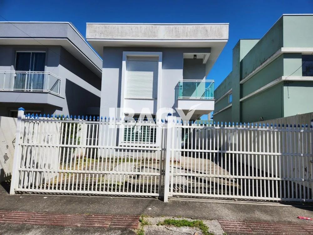 Furnished house, 157 m², with a walk-in closet — photo 37