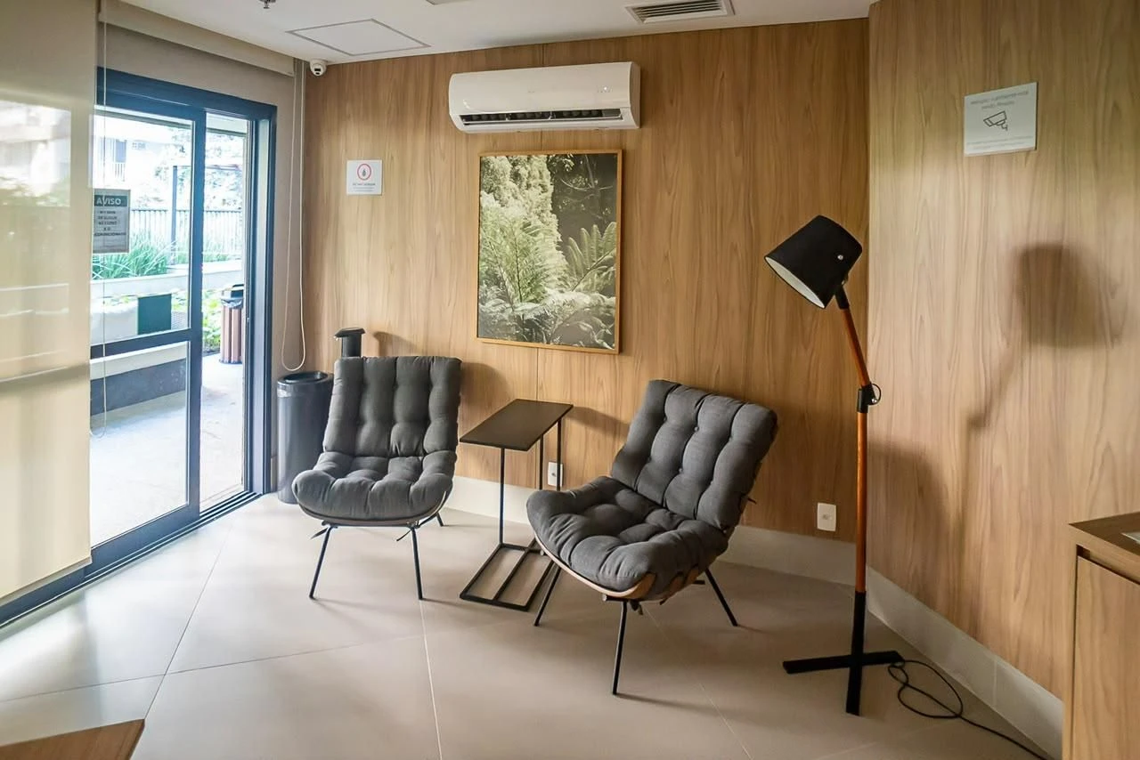 2-bedroom apartment with floor-to-ceiling windows — photo 80