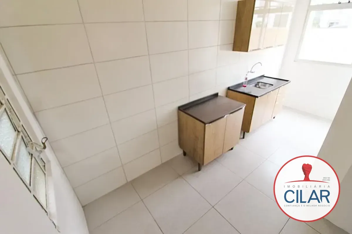 3-bedroom apartment with wood or laminate floors in Curitiba — photo 3