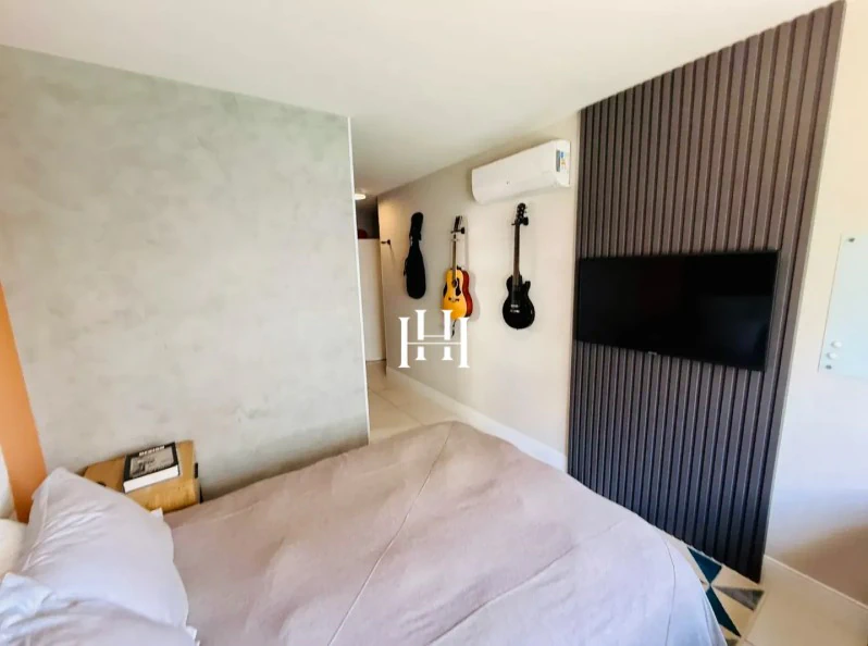 4 en-suite apartment with 227 m² and a balcony — photo 14