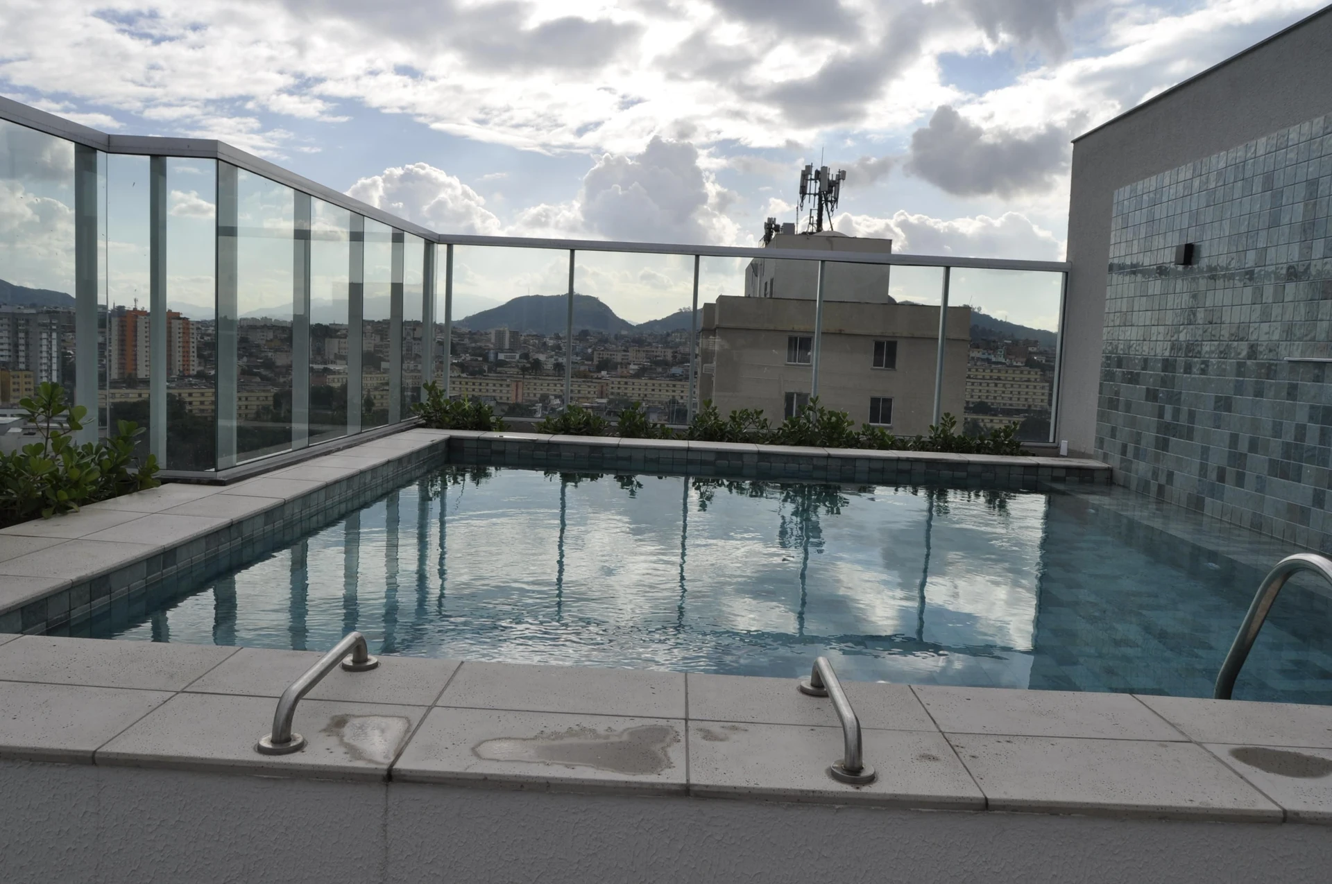 Apartamento sem mobília com 2 quartos e suíte — photo 27