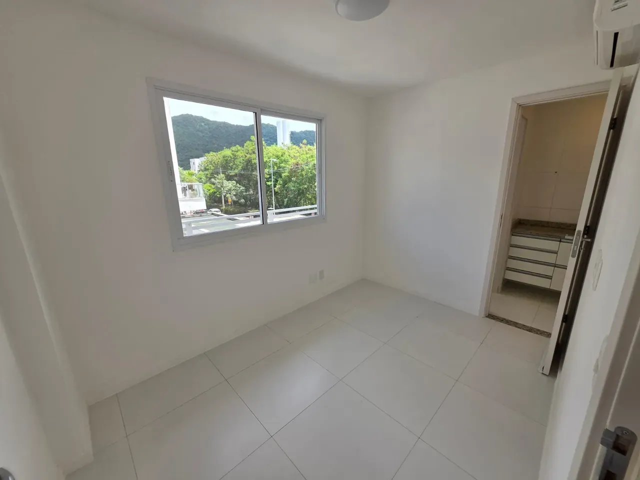 3-bedroom apartment in a building with a sauna — photo 20