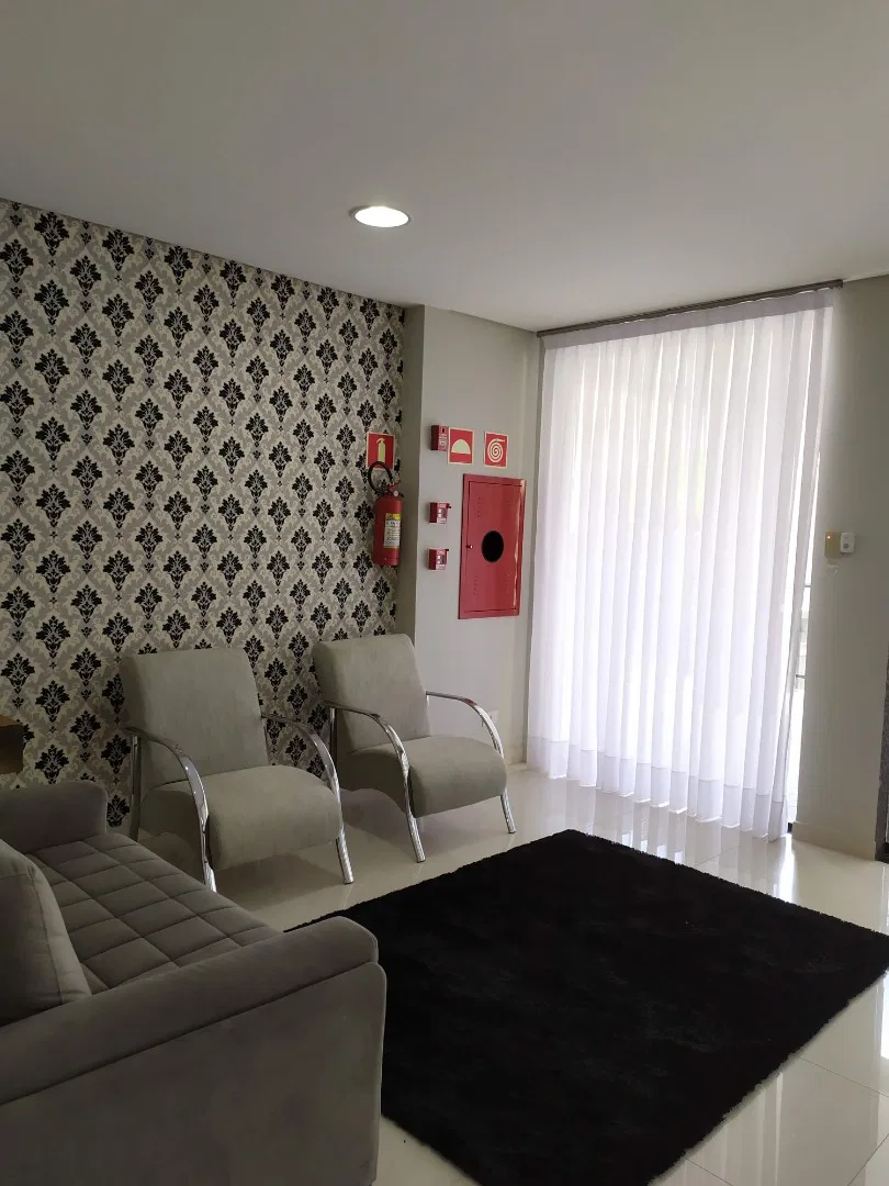 Departamento con piso de madera o laminado en Curitiba — photo 26