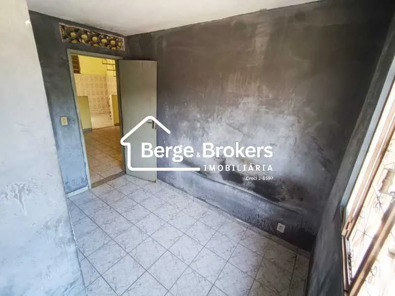 Residential house with a separate kitchen and 2 bedrooms — photo 14