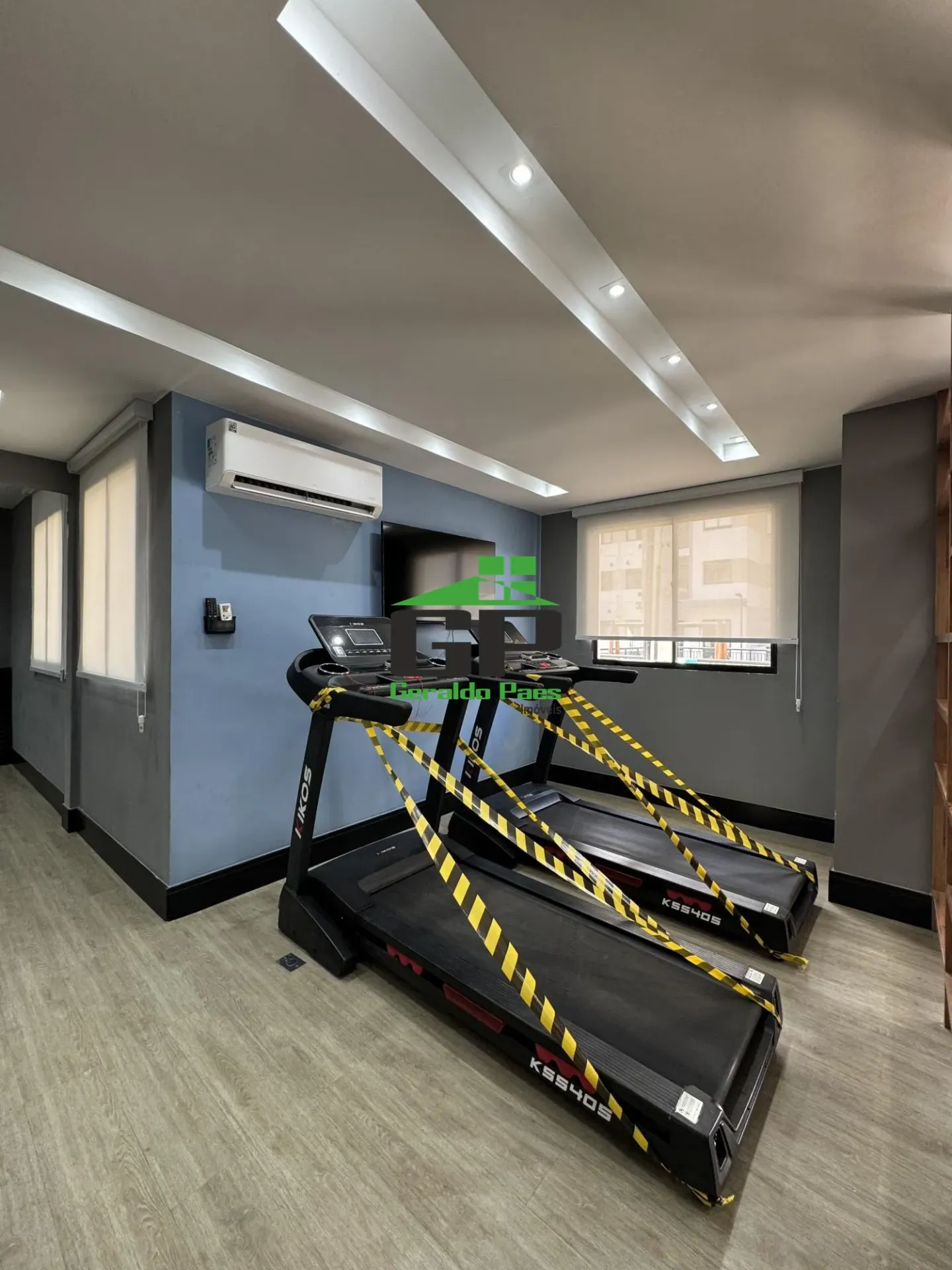 Apartamento para locação com 2 quartos, 1 vaga e varanda — photo 30