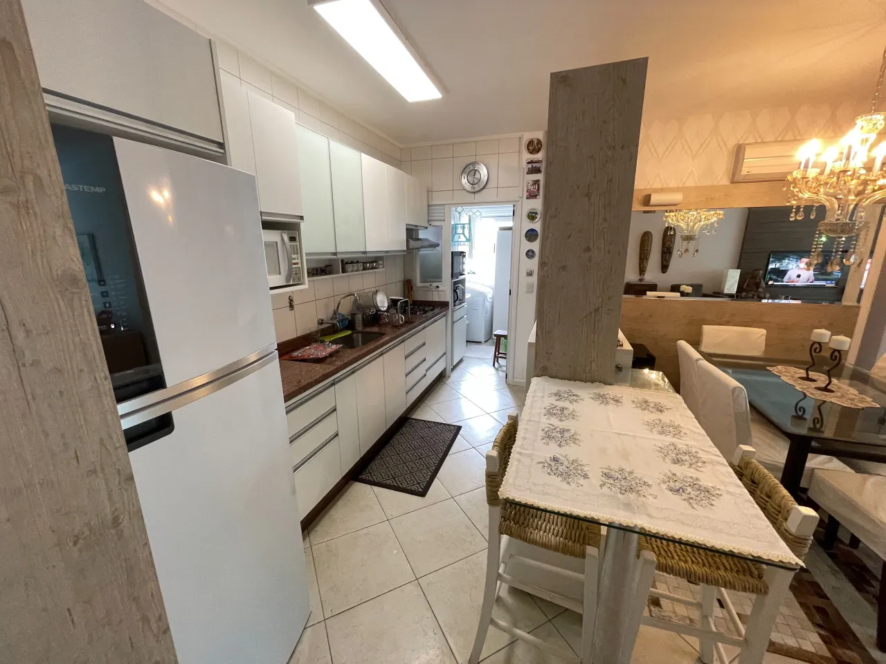 Apartamento mobiliado com 2 quartos e cozinha americana — photo 2