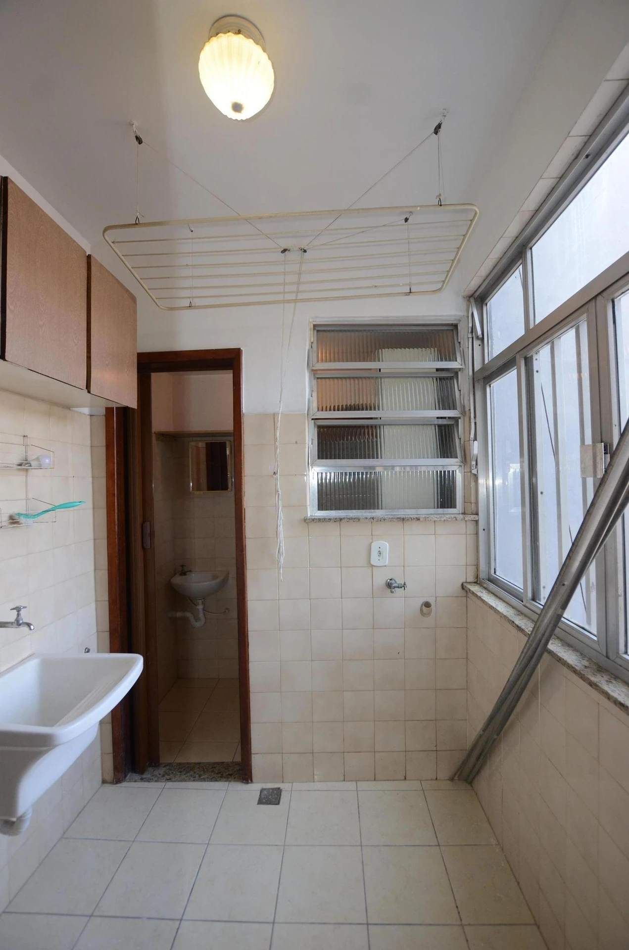 Apartamento com 2 quartos, 2 banheiros e varanda — photo 40
