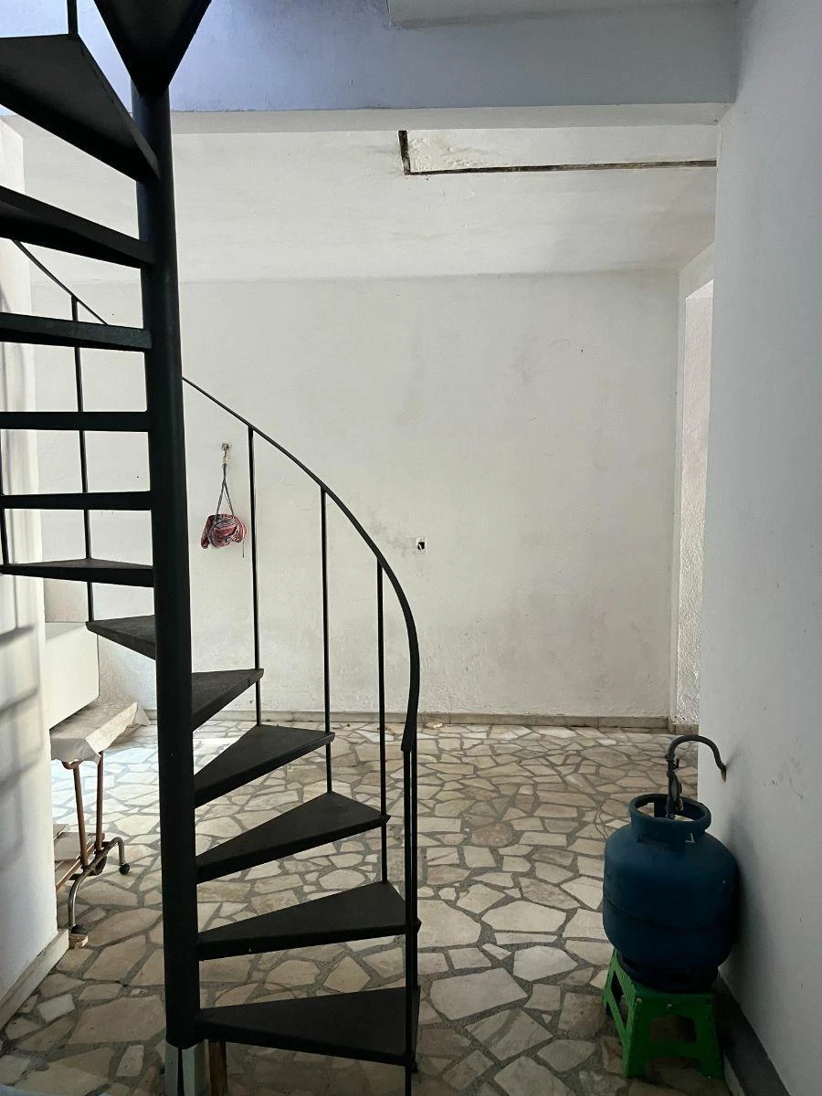 Casa de 240 m² com espaço de home office e máquina de lavar — photo 37