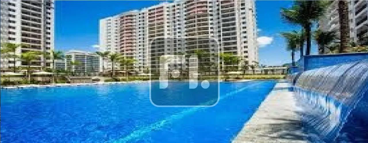 4-bedroom apartment with a balcony — photo 3