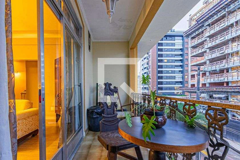 Apartment, 250 m², with a glass-enclosed balcony — photo 16