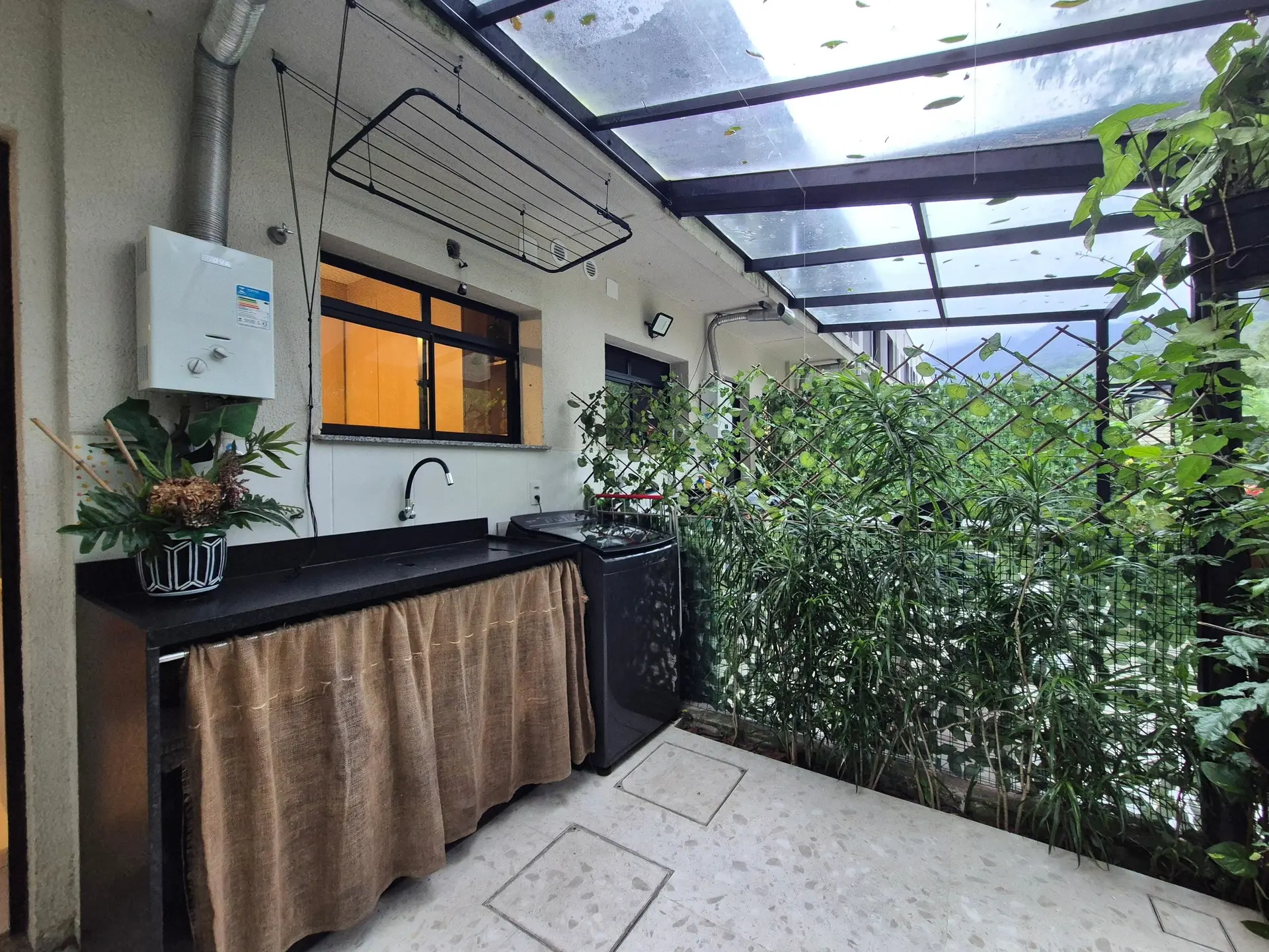 Casa de 55 m² com vista para as montanhas e jardim — photo 15