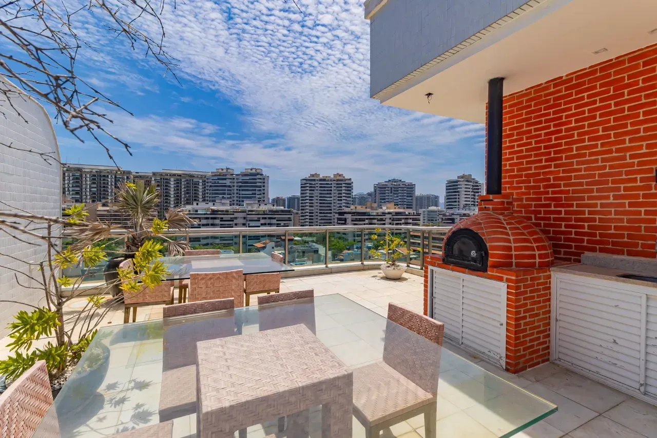 575 m² apartment with 4 en-suite bedrooms and 4 parking — photo 87