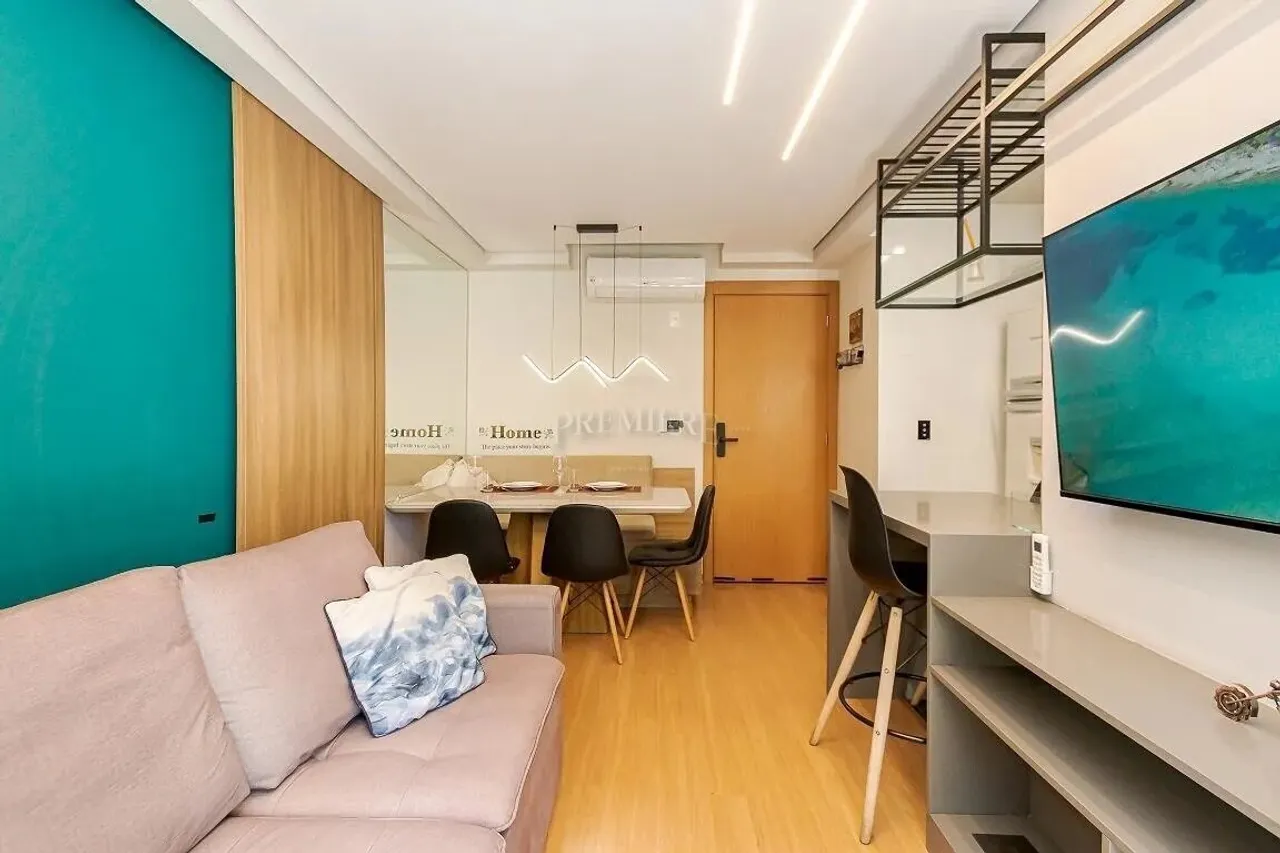Furnished 2-bedroom apartment with open-plan gas kitchen