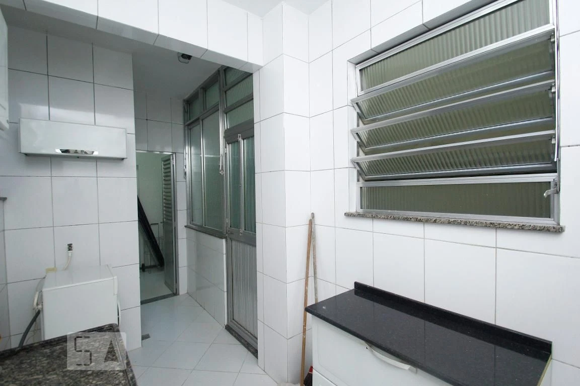 Washing machine in a 2-bedroom apartment, 74 m² — photo 28